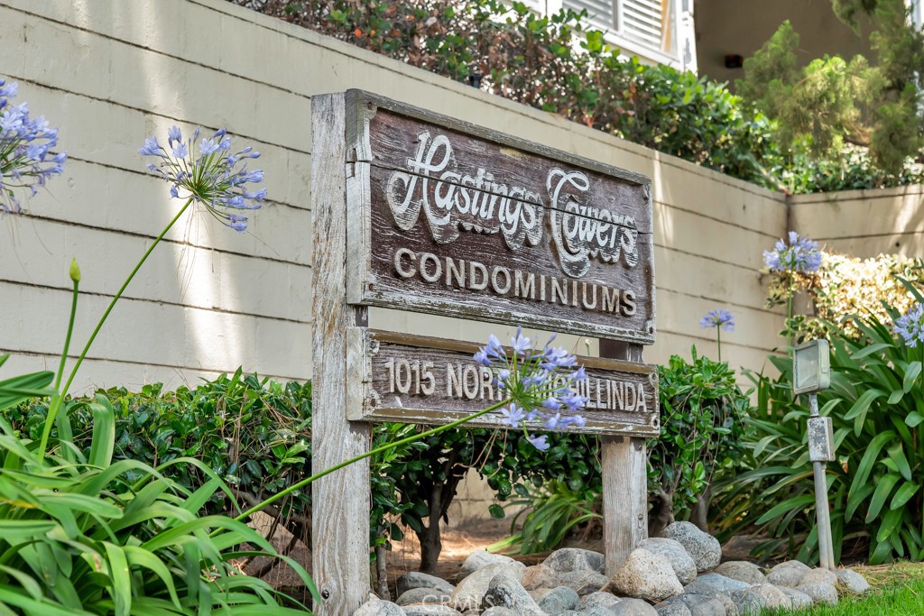 1015 N Michillinda 302 — photo
