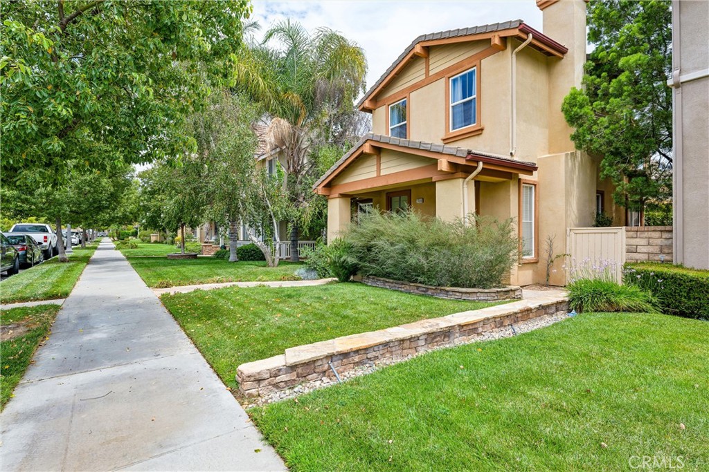 27616 Cobblestone Court — photo