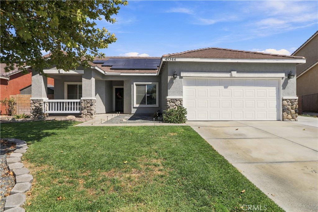 45344 Tiana Rose — photo