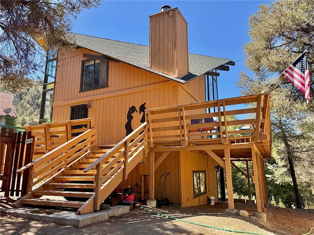 13924 Yellowstone Drive — photo