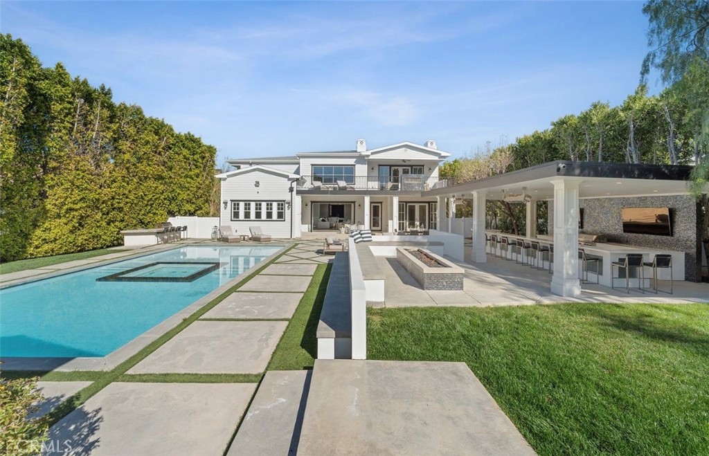 17528 Jayden Lane — photo