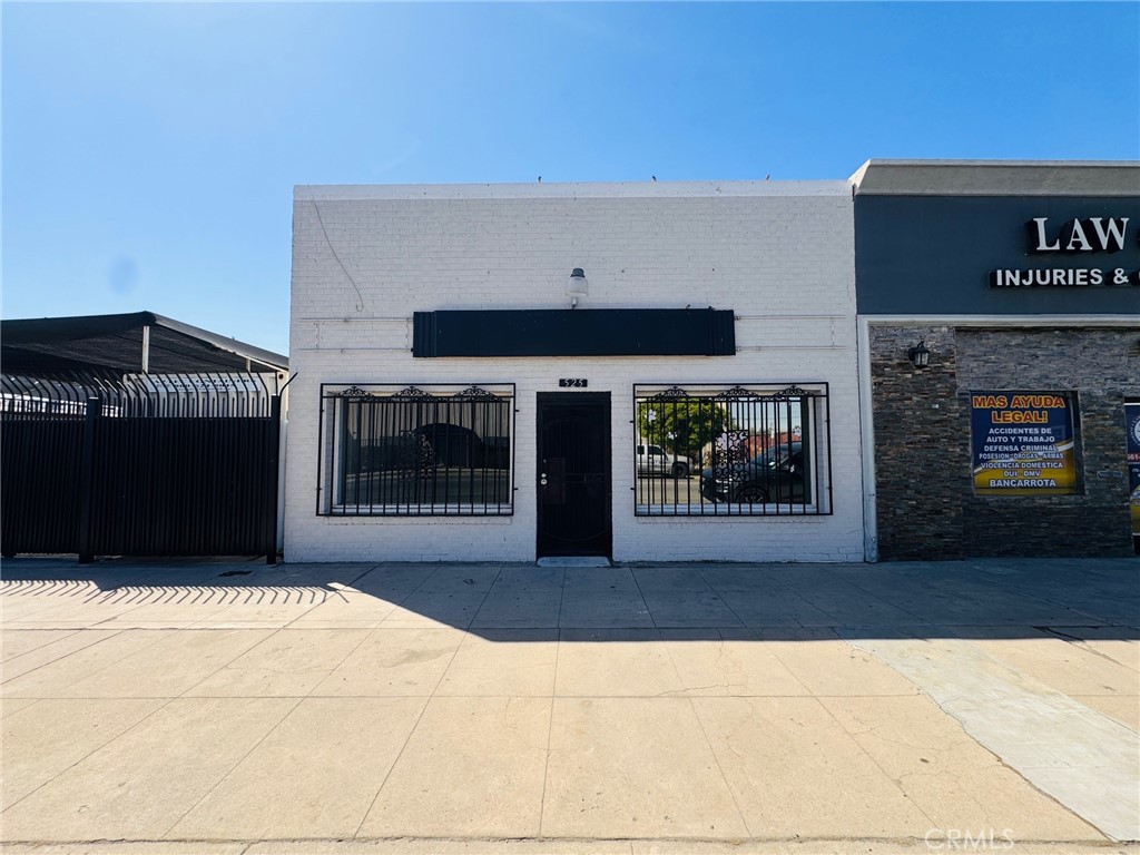 525 E 19th, Bakersfield, CA 93305 — photo 3
