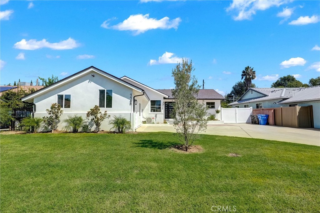 7746 Sunnybrae — photo