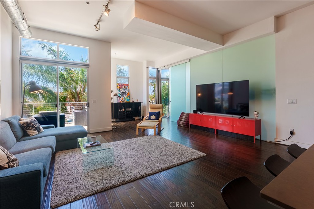 13320 Beach Avenue 301 — photo