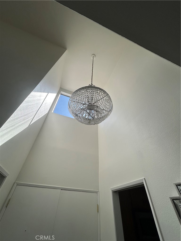 5440 Lindley Avenue 310 — photo