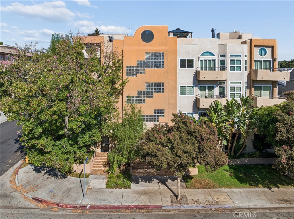 4230 Colfax 304 — photo