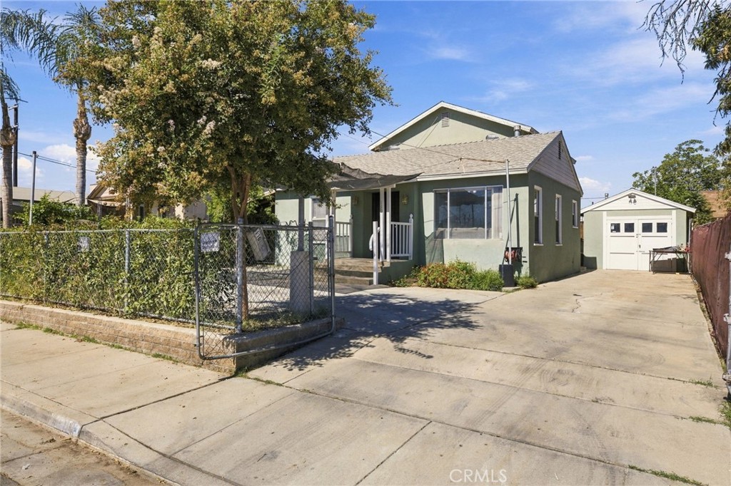 110 E Belle Avenue — photo