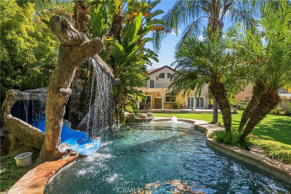 10909 Willowbrae Avenue — photo