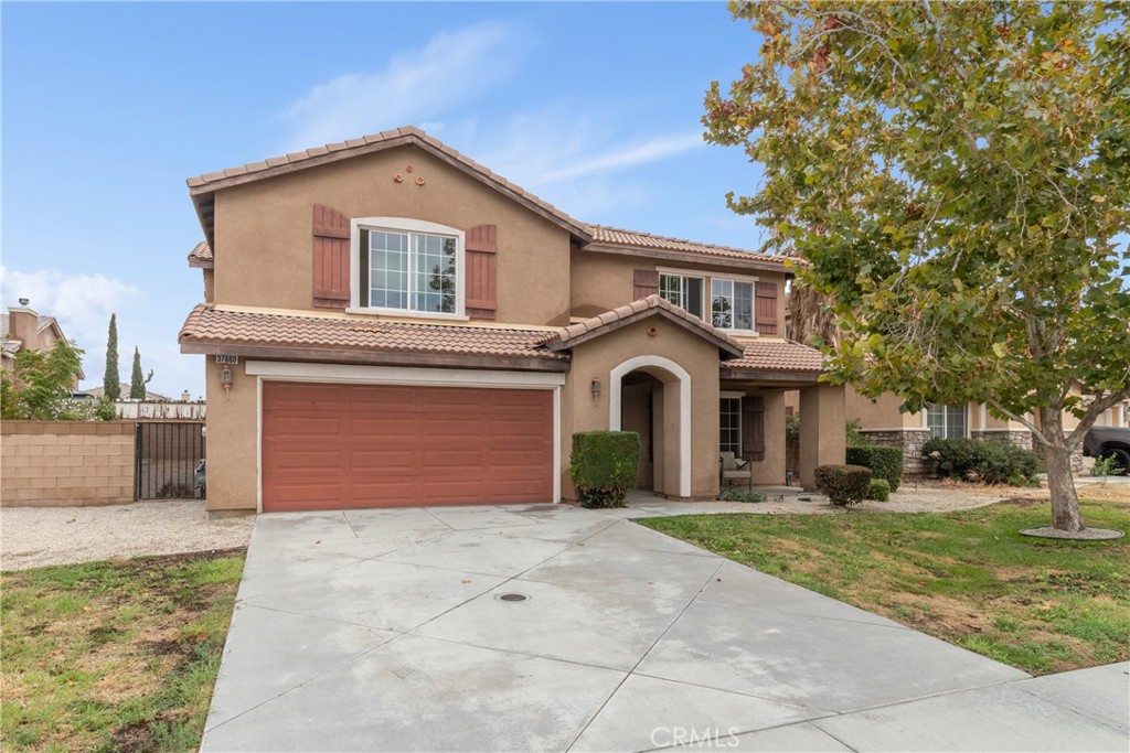 37660 Newbury — photo