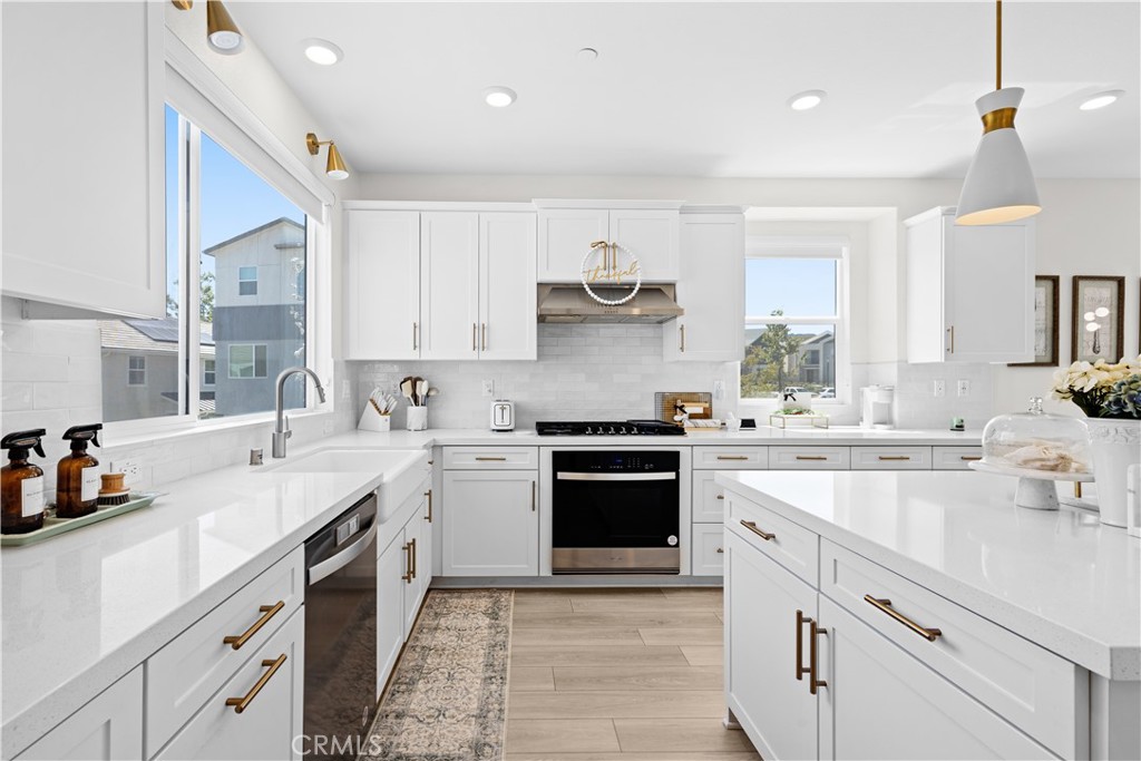 27553 Sanctuary Court — photo