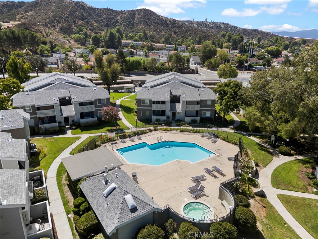 27646 Susan Beth L — photo
