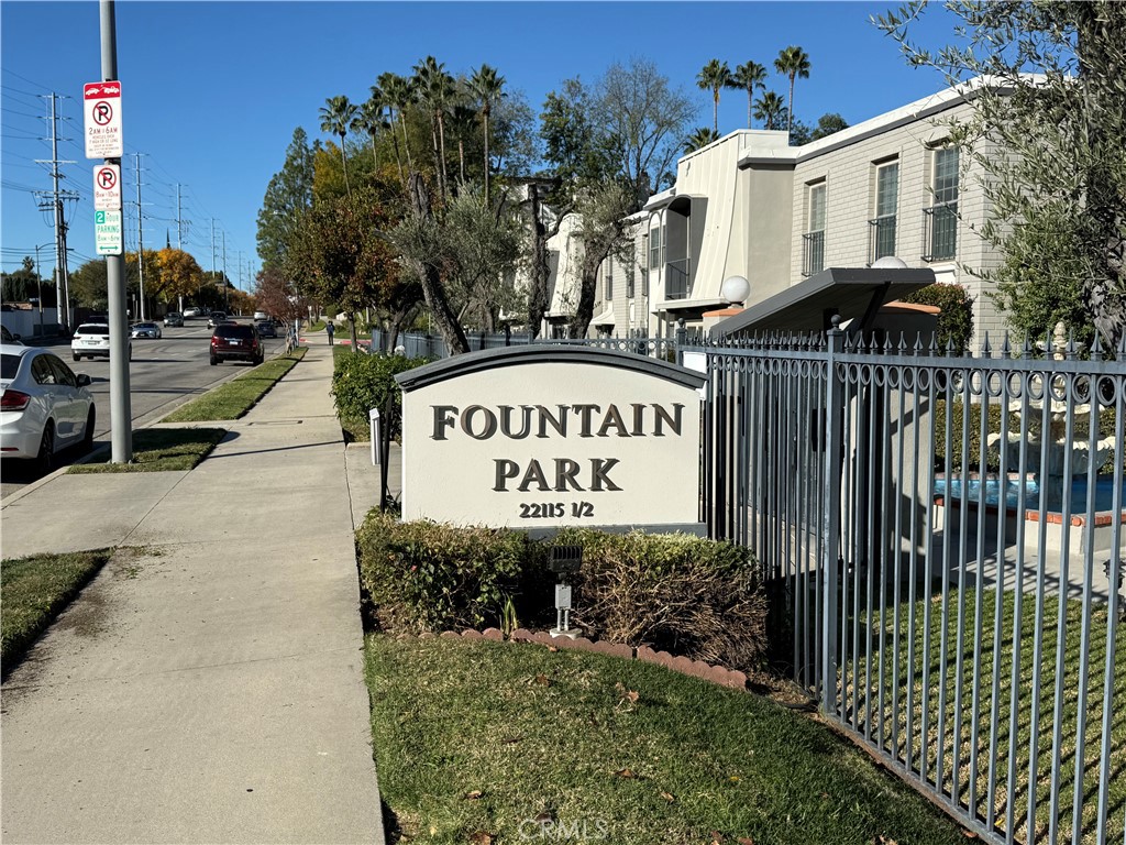22049 Oxnard — photo
