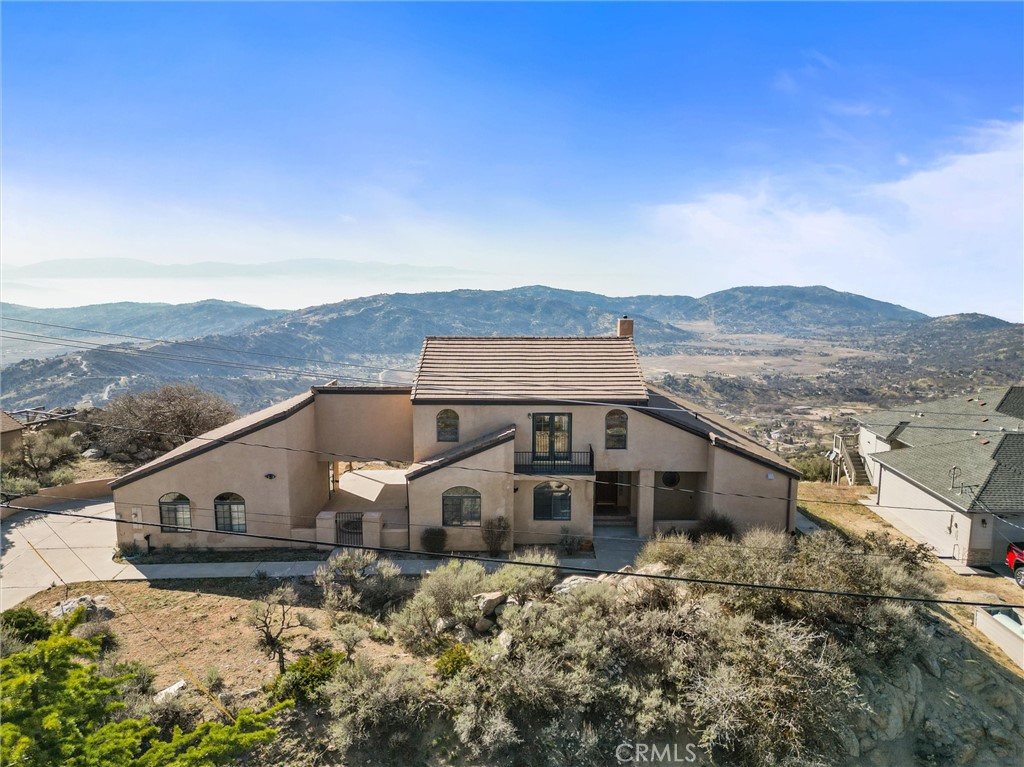 23901 El Rancho, Tehachapi, CA 93561