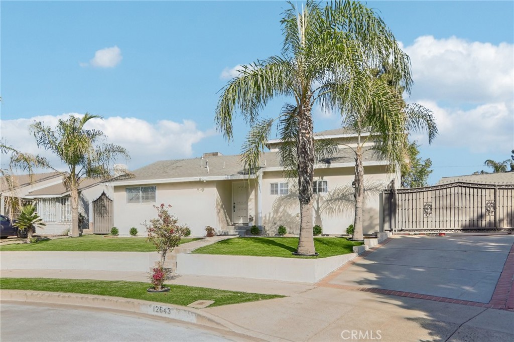 12643 Elkwood Street — photo