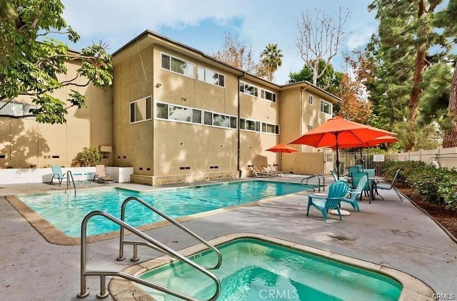 11138 Aqua Vista 9 — photo