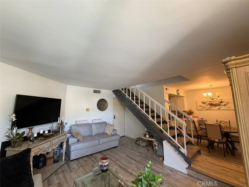 18411 Hatteras — photo