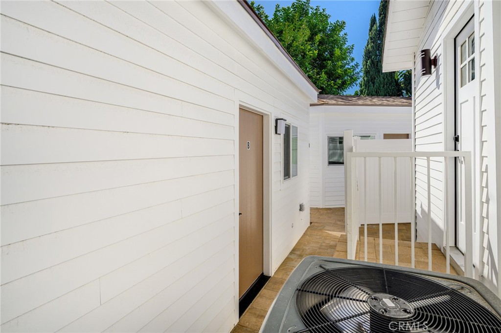908 E Maple #B, Glendale, CA 91205 — photo 2