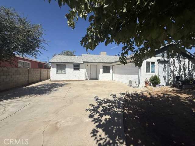 37815 Robina — photo