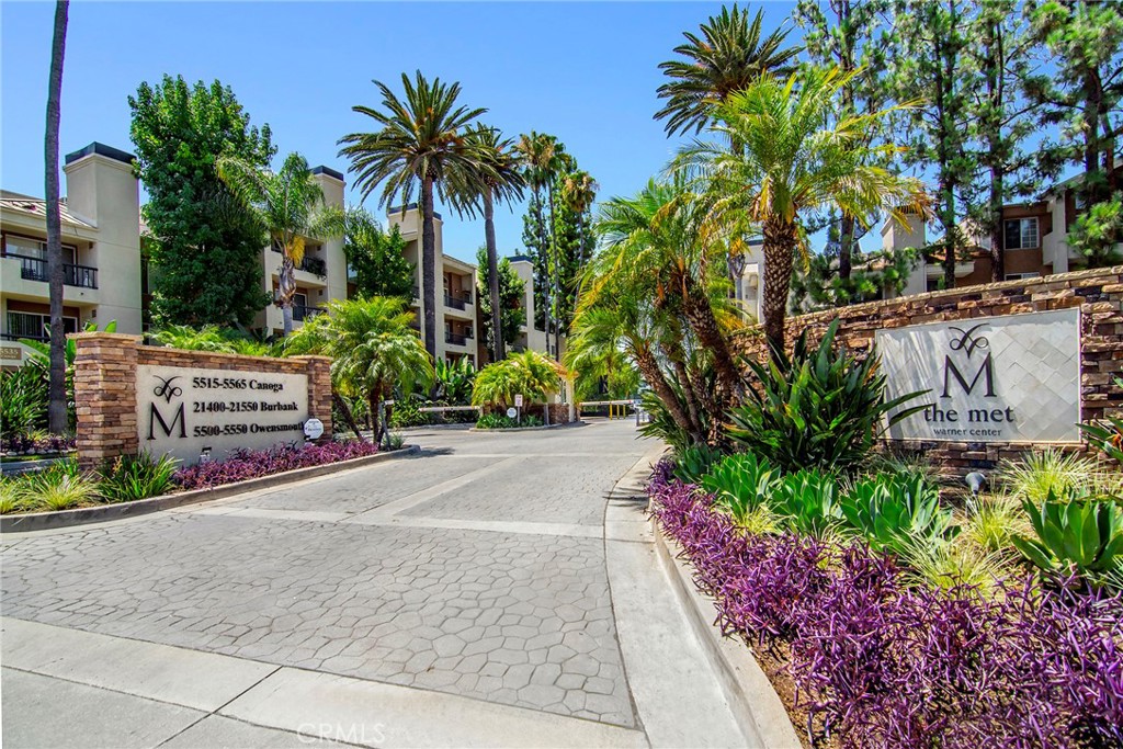 21400 Burbank Boulevard Unit 202 — photo