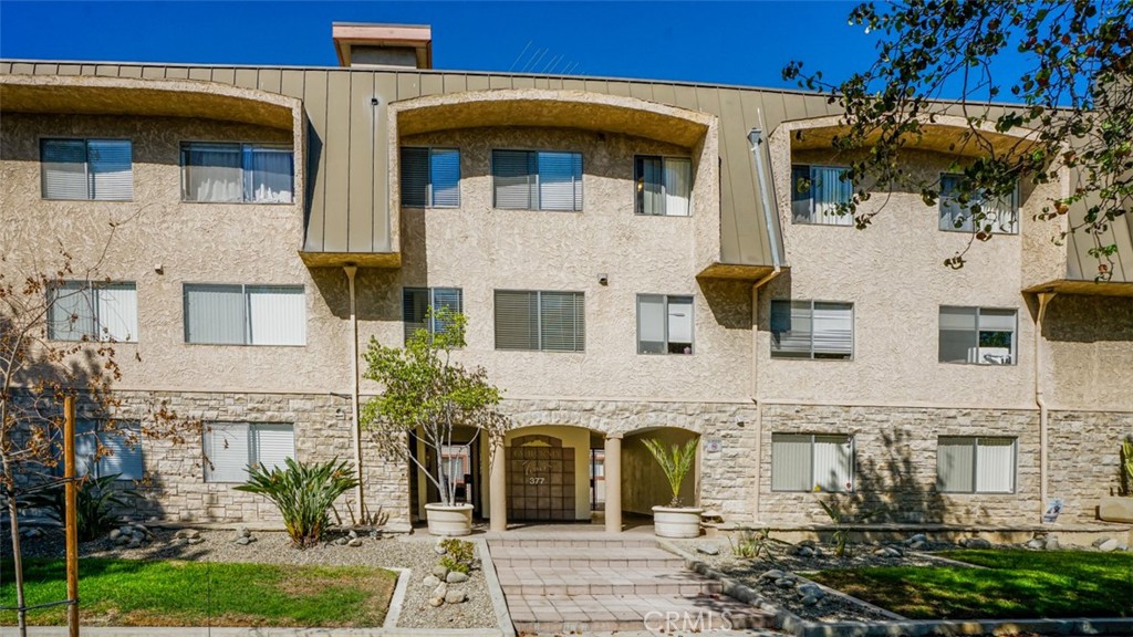 377 W California Avenue Unit 27 — photo