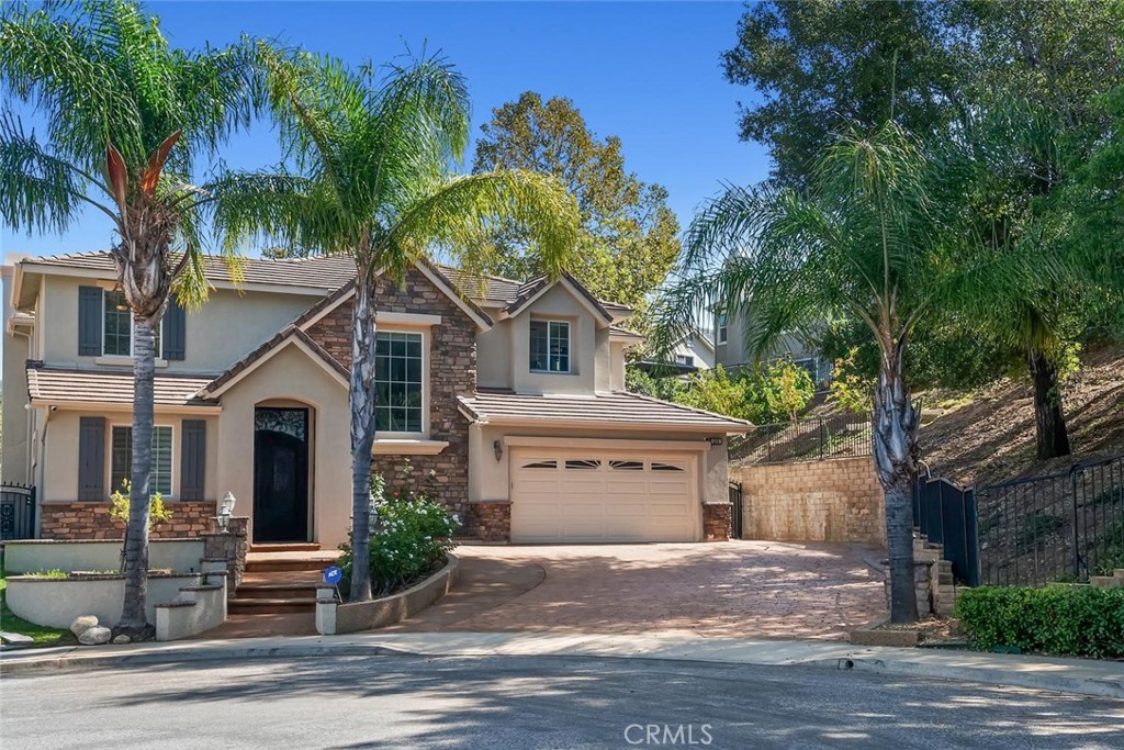5290 Holly Oak Court — photo