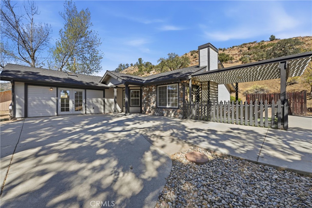 26631 Bear Valley, Tehachapi, CA 93561 — photo 3