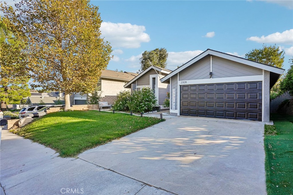23128 Calvello Drive — photo