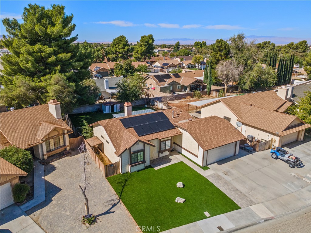 43111 Victorville — photo