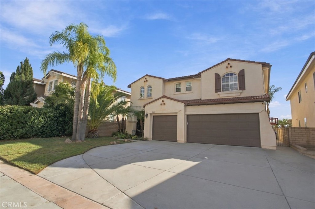 27604 Mariposa — photo