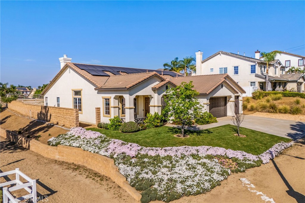 489 Branding Iron Way — photo