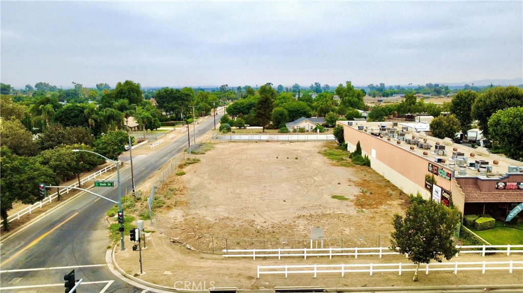 0 6th & Valleyview — photo