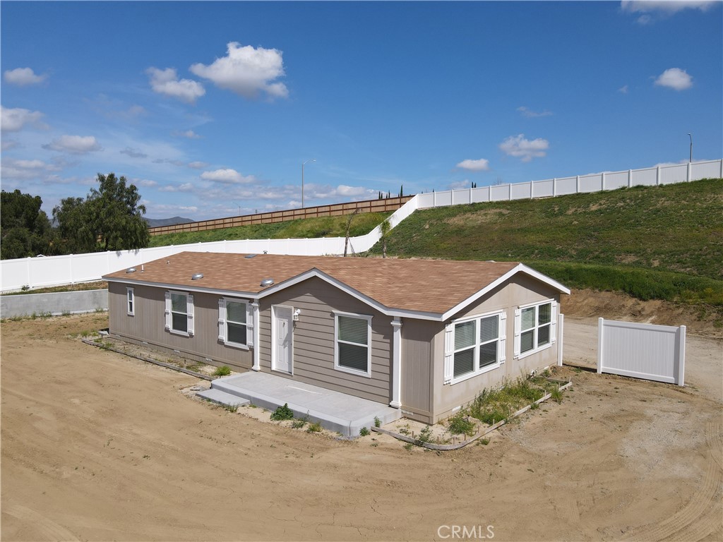 40104 Walcott, Temecula, CA 92591 — photo 2