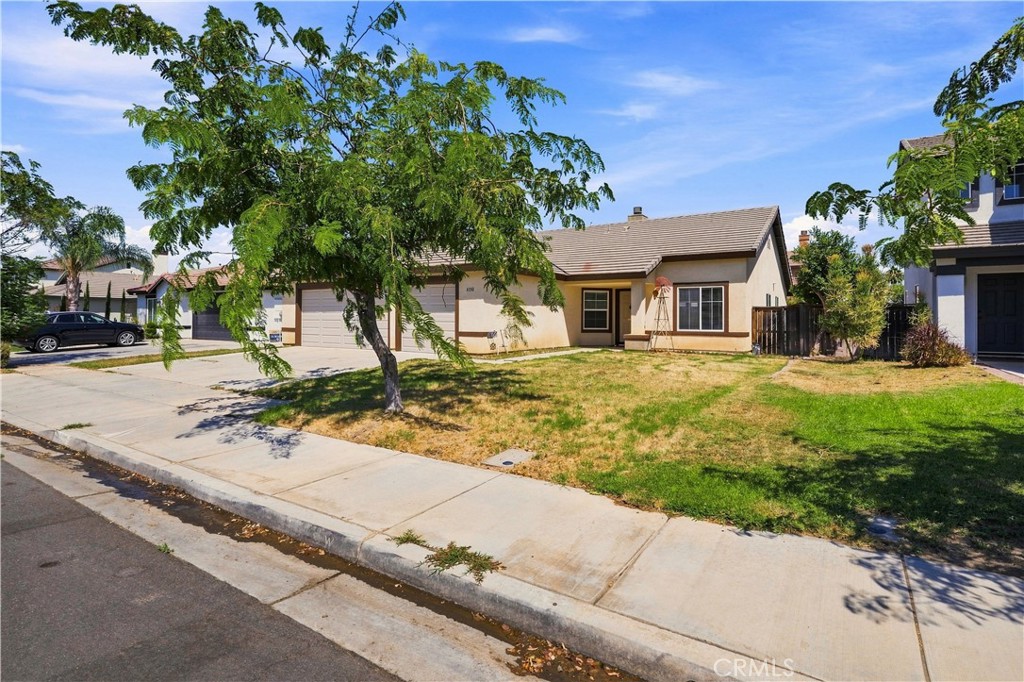 4330 Amber Ridge — photo