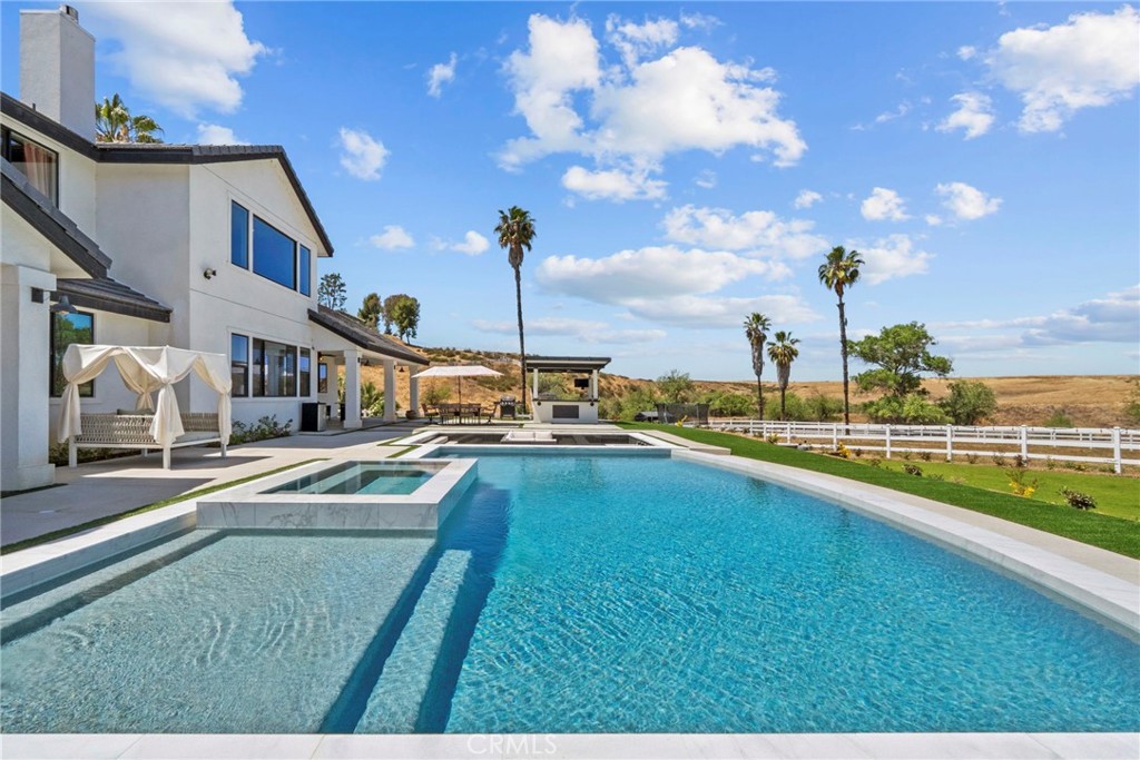 39580 Avenida Arizona — photo
