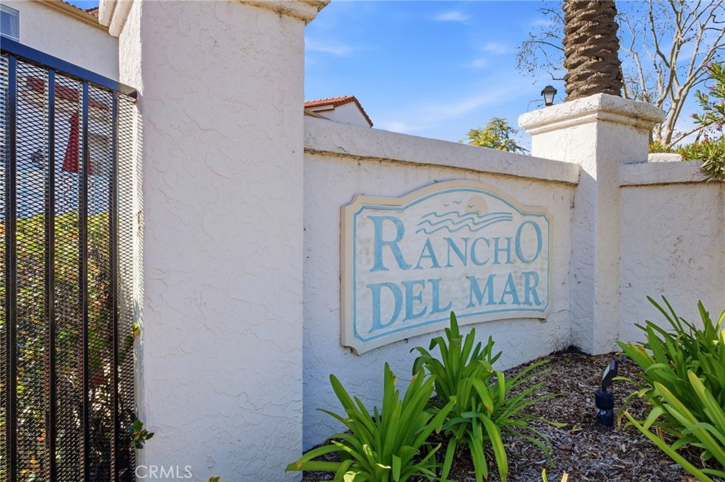 29489 Cara Way — photo