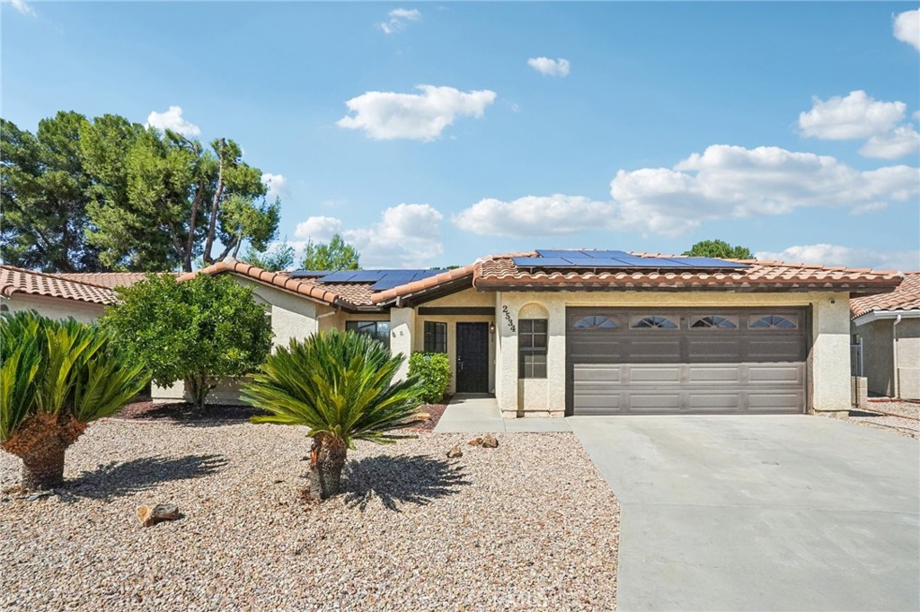 2534 Beech Tree Street — photo