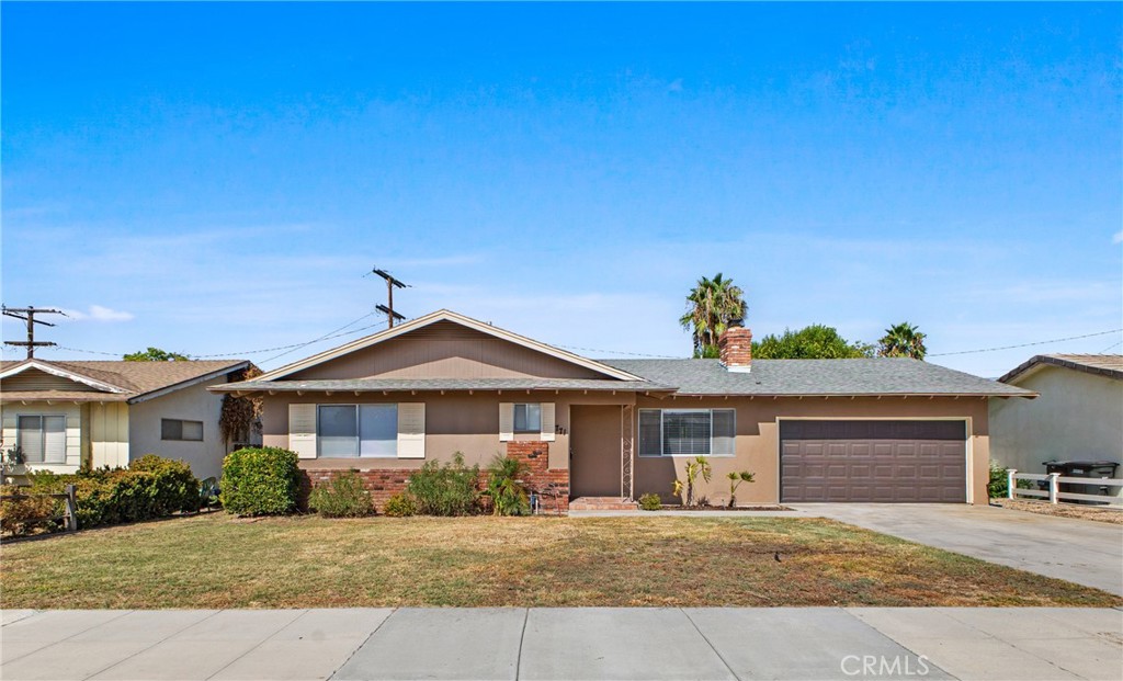 771 S Thompson — photo