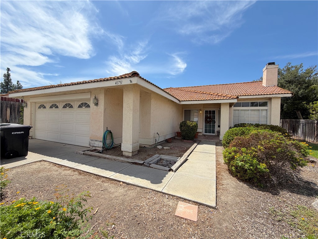 41751 Gilwood Court — photo
