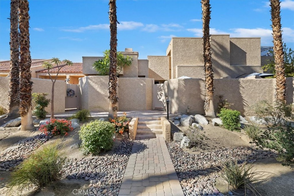 73422 Irontree — photo