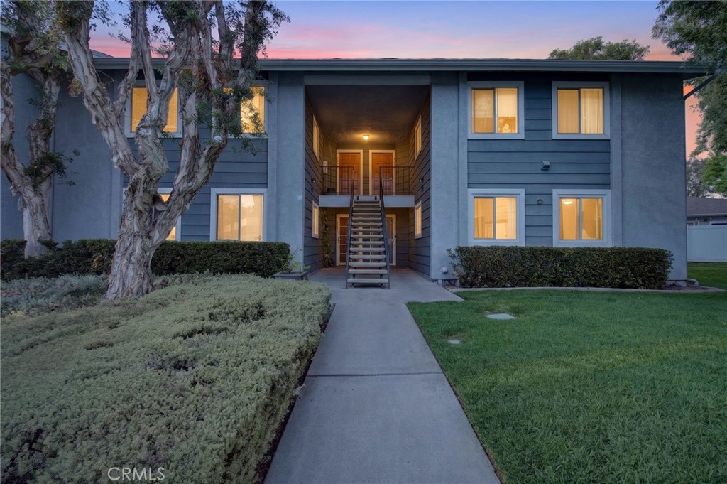 23745 Bayside 95 — photo