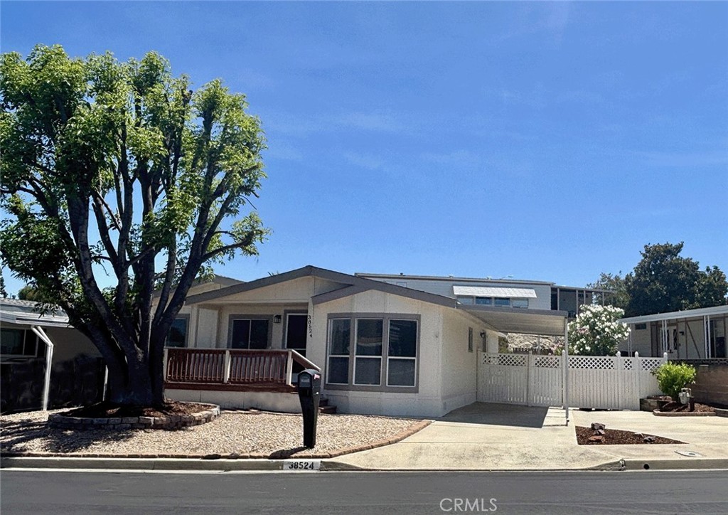 38524 Calle De La Siesta — photo