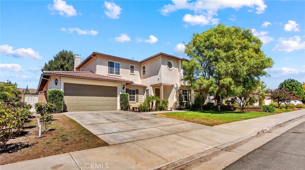 35211 Lilac Lane — photo