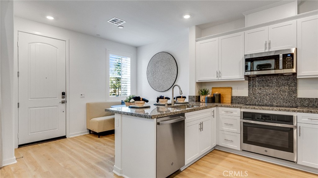 4223 S Gasly Paseo — photo