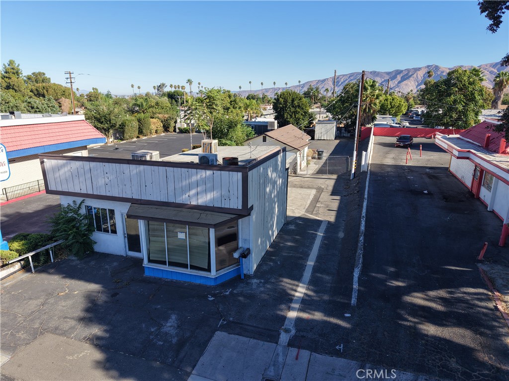 1960 E Florida, Hemet, CA 92544 — photo 2