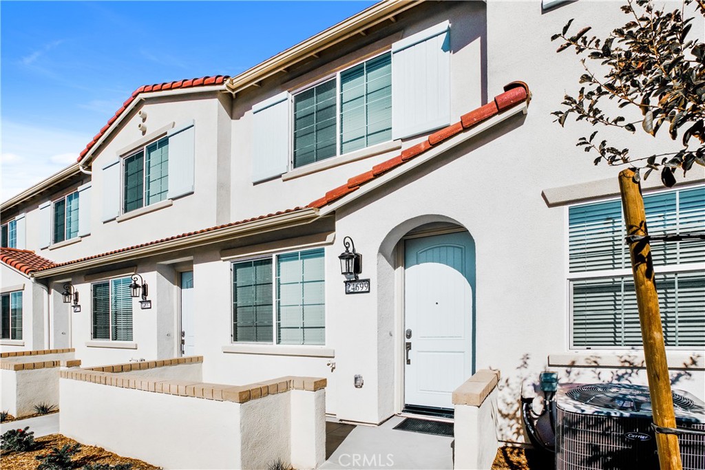 24699 Amor Court — photo