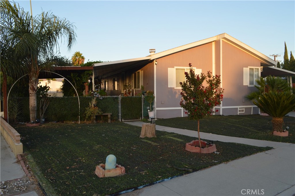 115 N Manzanita Court — photo