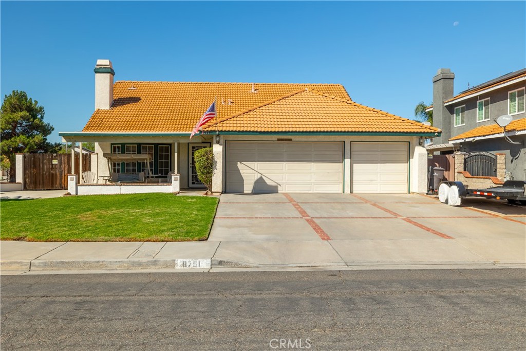 8751 Rosebay Court — photo