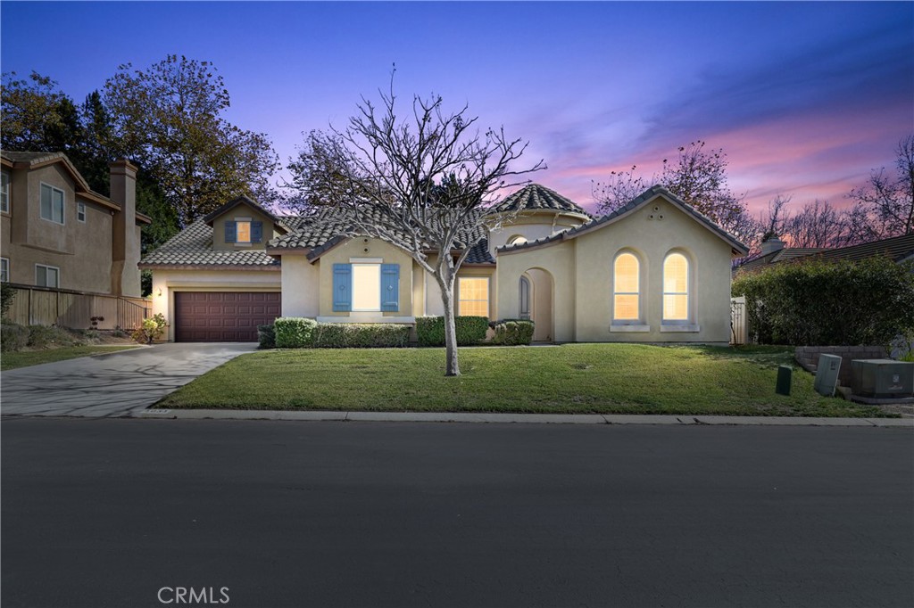 1031 Inverlochy Drive — photo