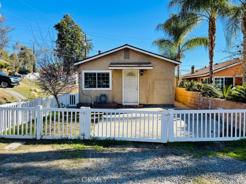 29740 Wilson — photo