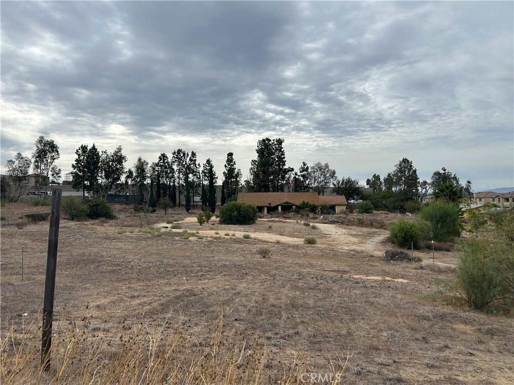 21665 Box Springs Road — photo